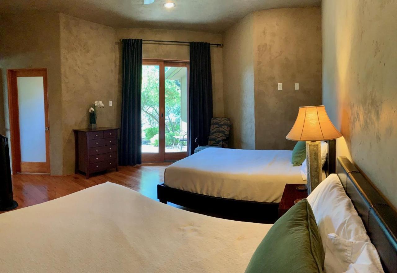 Villa Scenic Hill Country Retreat - Rhino Ranch New Braunfels Exterior foto