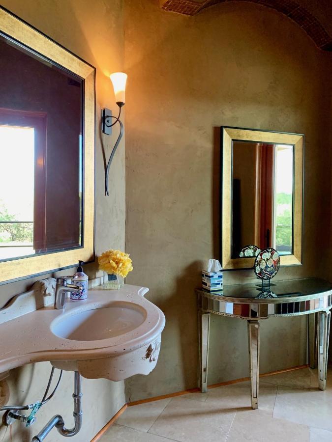 Villa Scenic Hill Country Retreat - Rhino Ranch New Braunfels Exterior foto